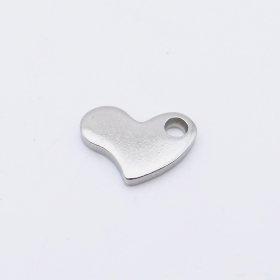 100PCS Stainless steel316L heart shape pendant charm 9X11X1.5mm