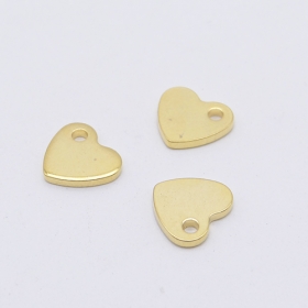 100pcs/lot stainless steel heart charms in gold vacum